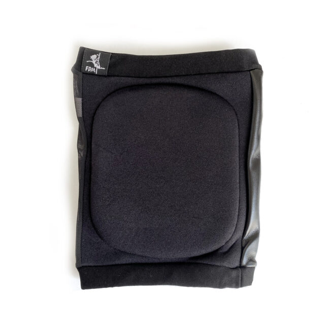 black-fabric-sticky-knee-pads3