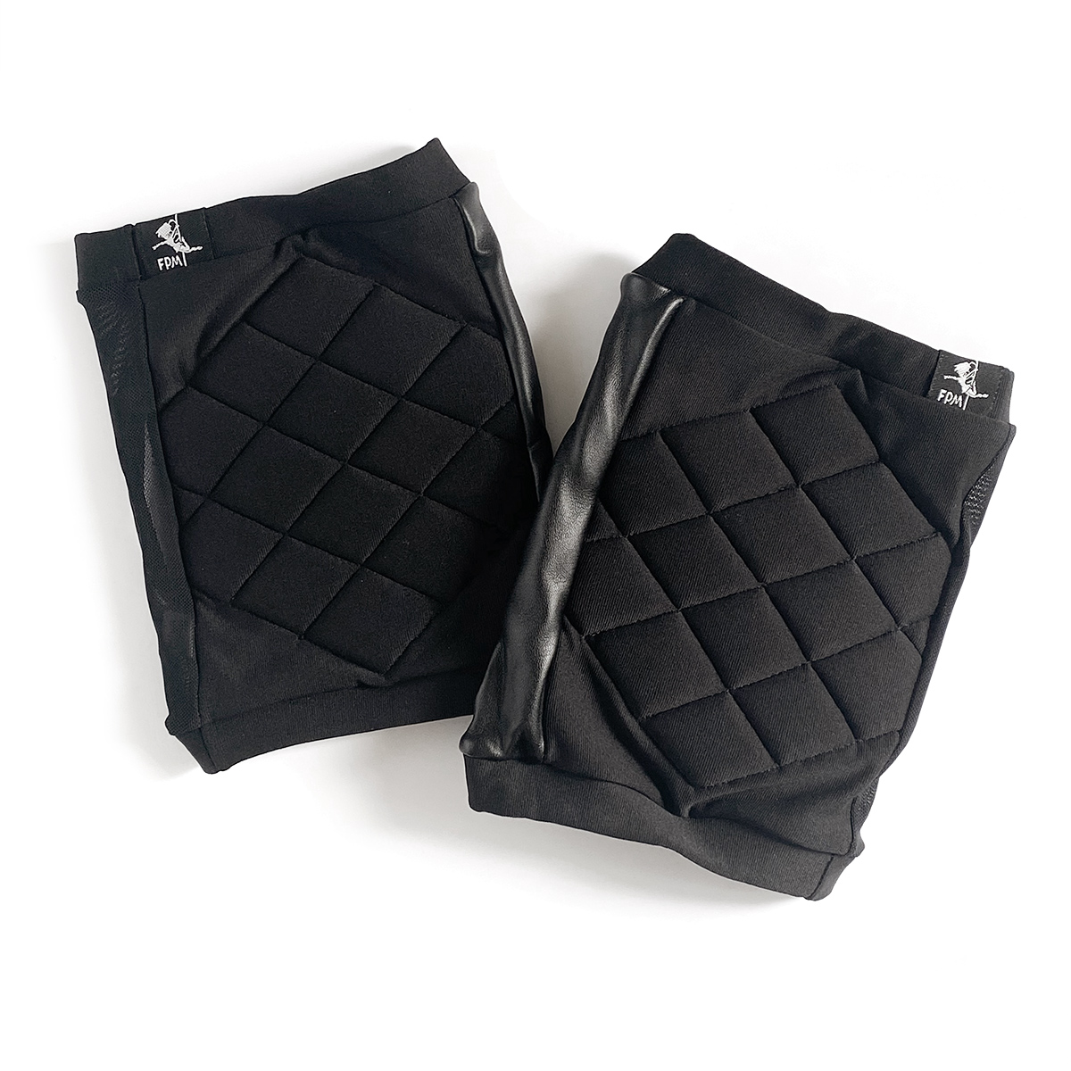 Buy Quilted sticky knee pads for Pole Dancing (Black) Online | Fairy