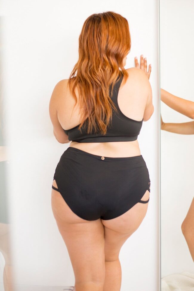 cross-section-shorts-black-bottom-36808631976183_e880011d-c692-409d-bbc3-8885c39702c9.jpg