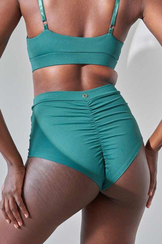 hw-basic-short-recycled-emerald-bottom-36711971717367_1.jpg